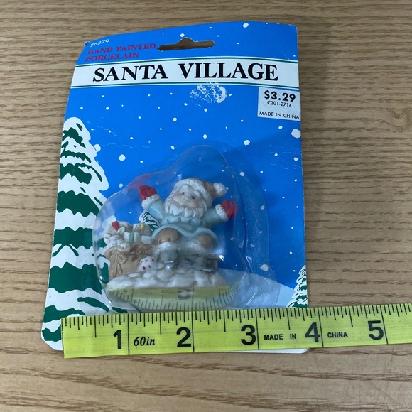 1992 Fabri-Centers of America Christmas Gnome Elf Santa Village Accessory #26379 - Picture 5 of 6